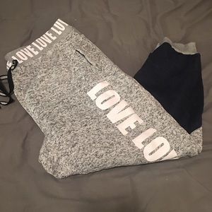 Sweat pants. Say love 3x